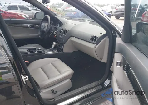 2008 Mercedes-Benz C 350 Sport из США, поврежденный, VIN WDDGF56X08F115873